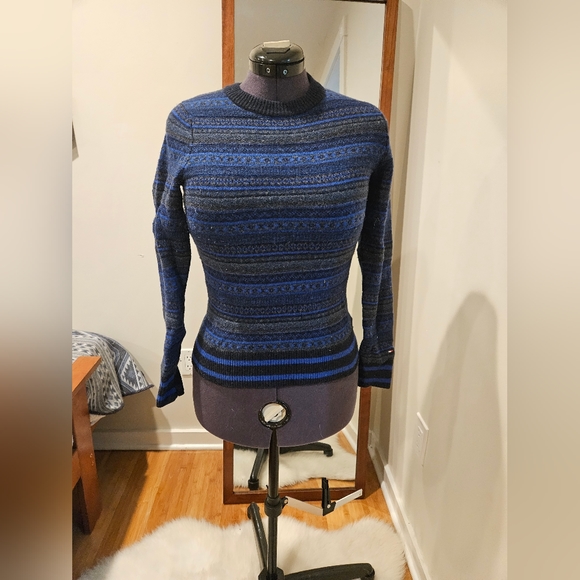 Tommy Hilfiger women's wool sweater size xs - Picture 3 of 5
